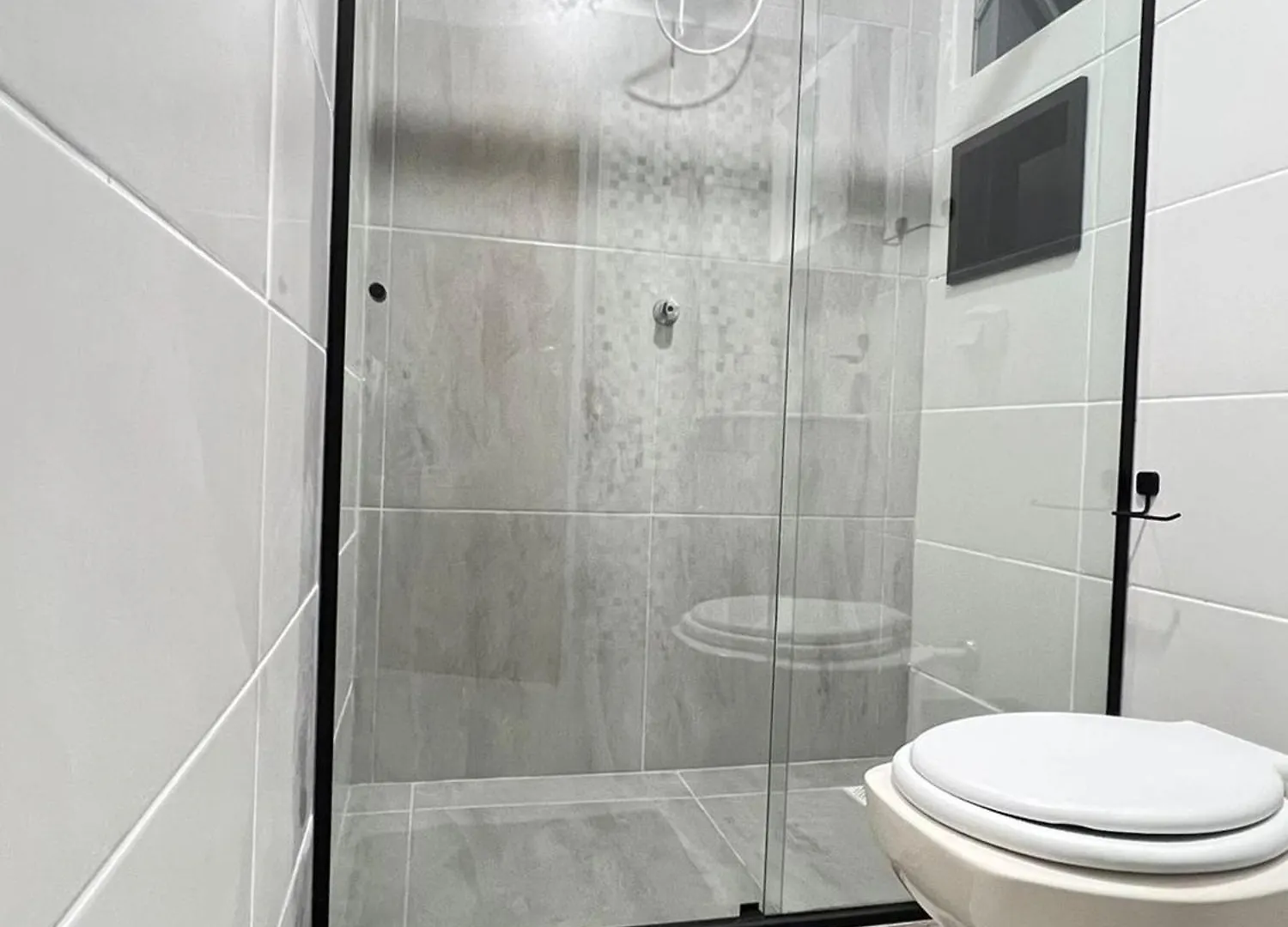 Loft Na Av. Meia Praia, ايتابيما البرازيل