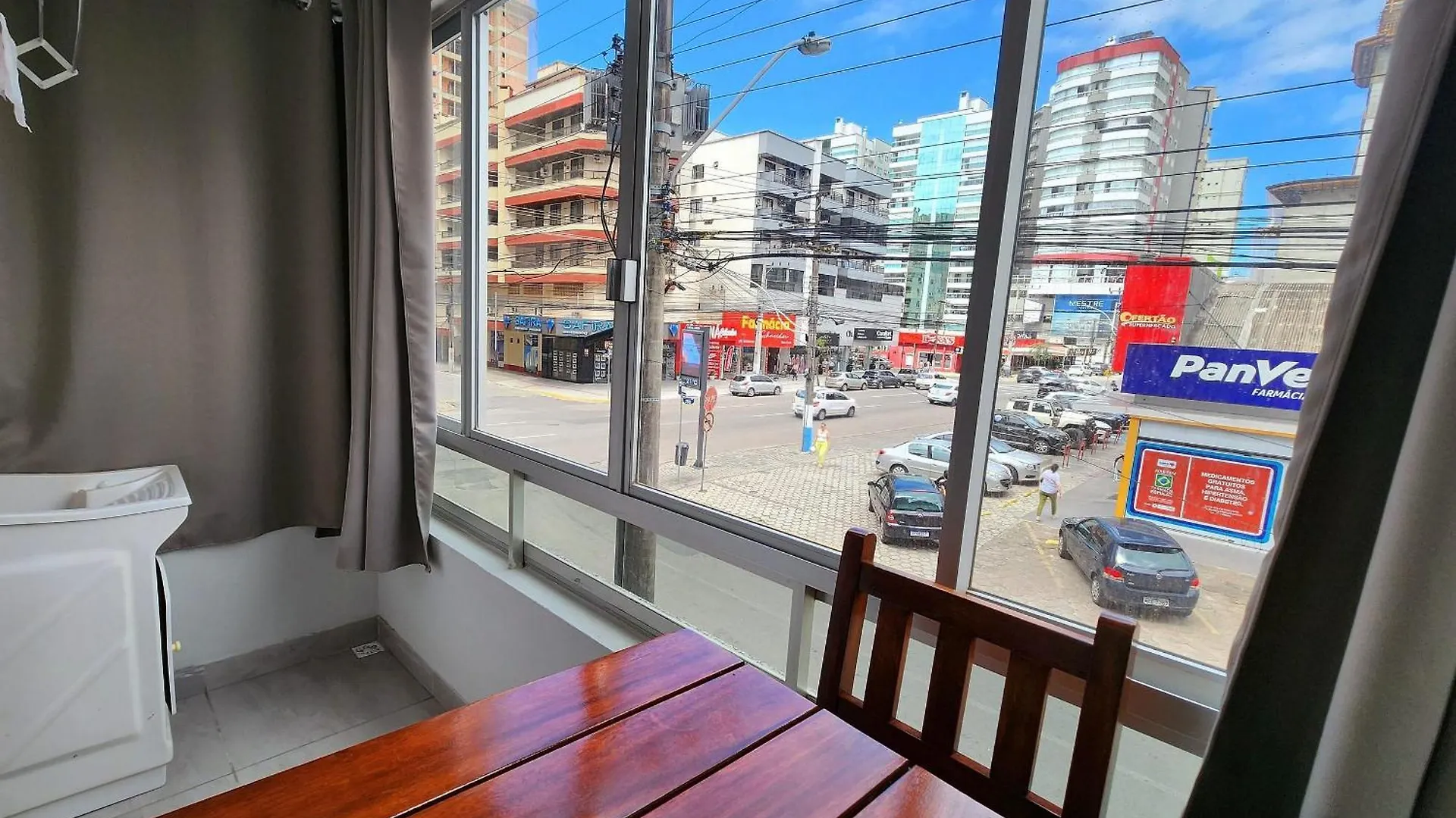Loft Na Av. Meia Praia, ايتابيما
