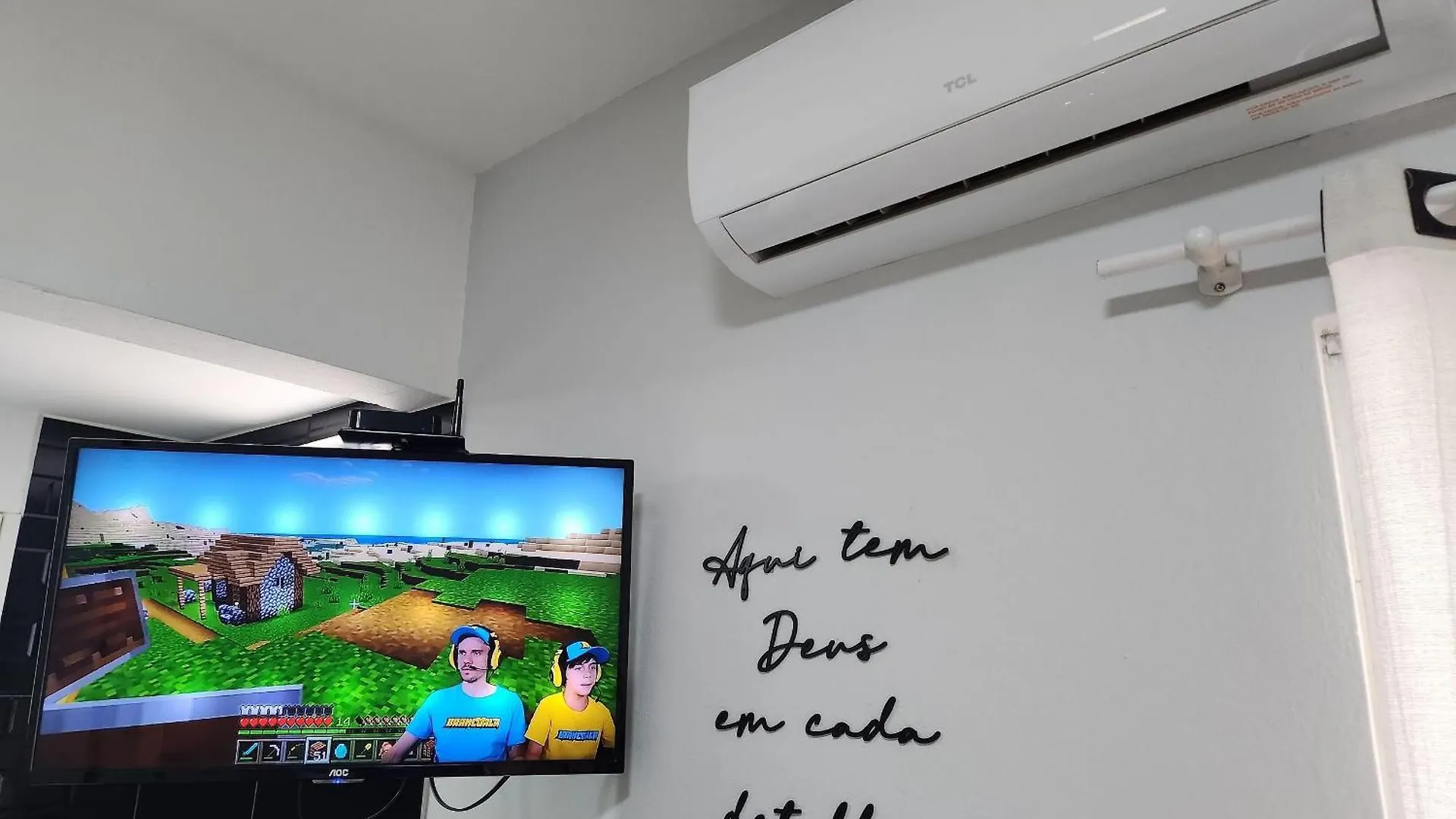 Loft Na Av. Meia Praia, 이타페마 브라질
