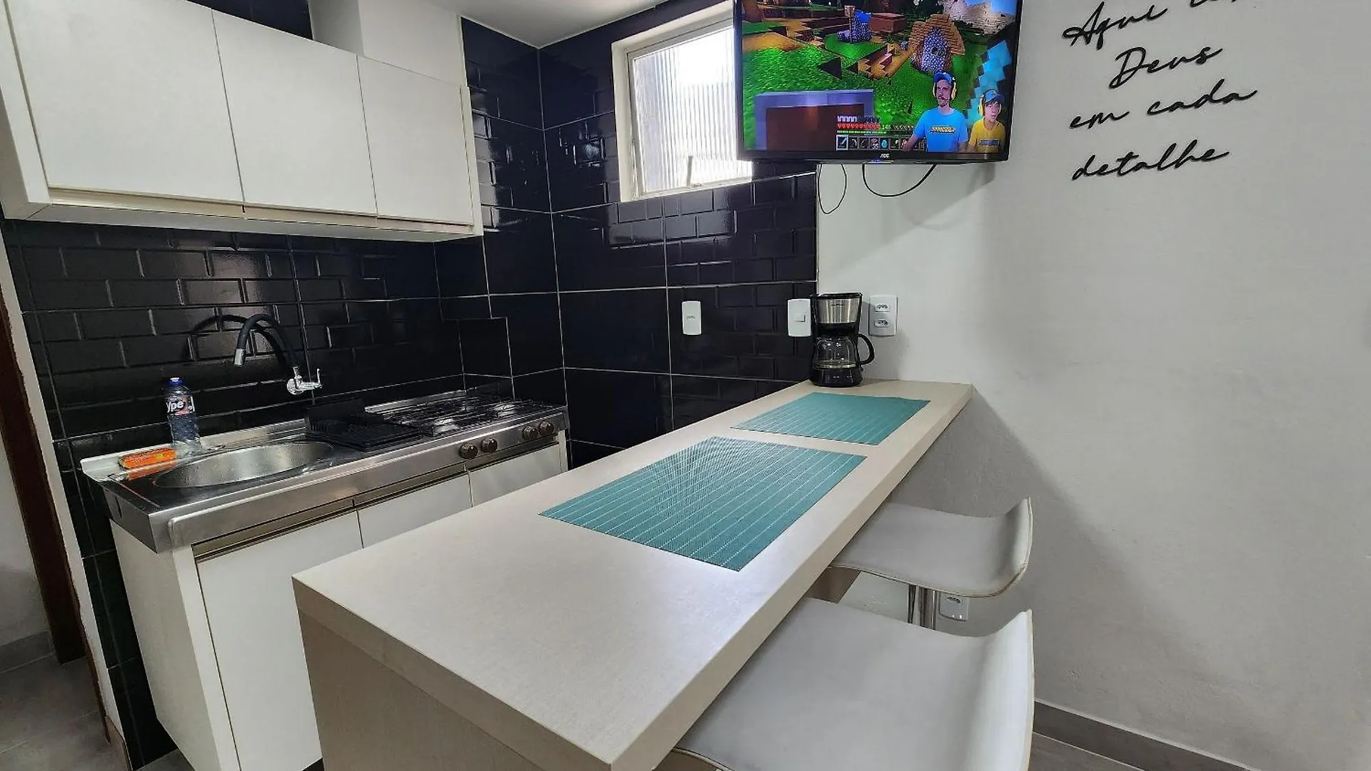 Loft Na Av. Meia Praia, 이타페마
